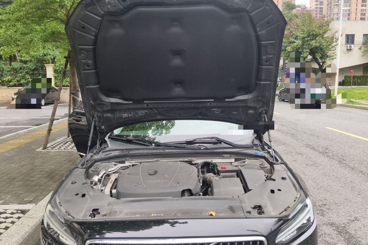 Used Volvo S90 2019 T5 Zhiyi Edition Engine Bay