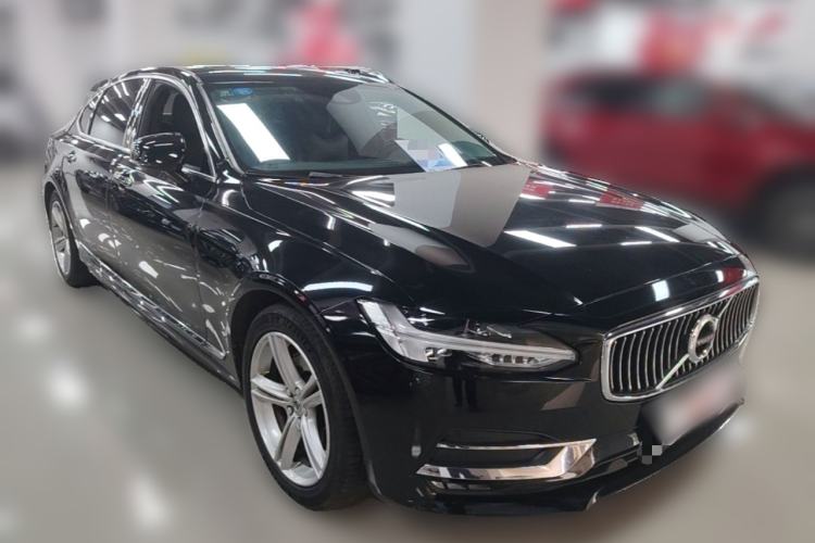 Used Volvo S90 2019 T5 Zhiyi Edition Front Right 45 Deg