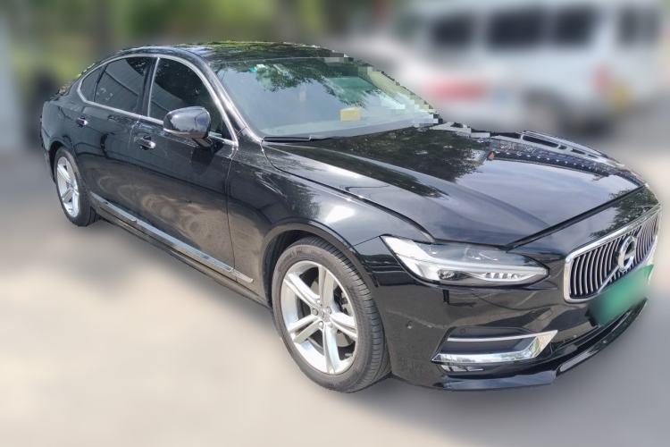 Used Volvo S90 2019 T5 Zhiyuan Edition Front Right 45 Deg