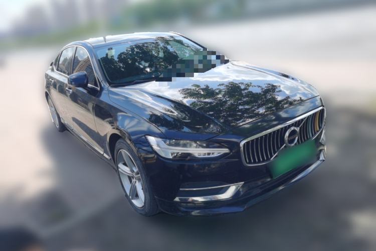 Used Volvo S90 2019 T5 Zhiyi Edition Front Right 45 Deg
