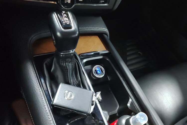 Used Volvo S90 2019 T5 Zhiyi Edition Gear Lever