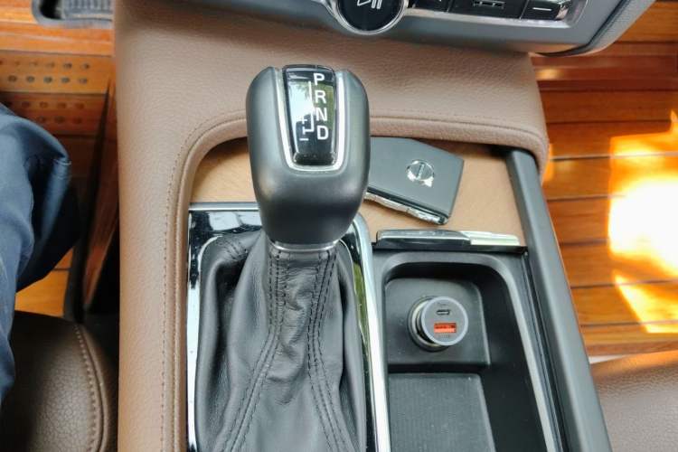 Used Volvo S90 2019 T5 Zhiyi Edition Gear Lever
