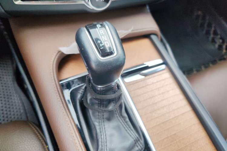 Used Volvo S90 2019 T5 Zhiyi Edition Gear Lever