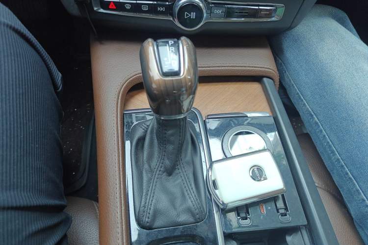 Used Volvo S90 2019 T5 Zhiyuan Edition Gear Lever
