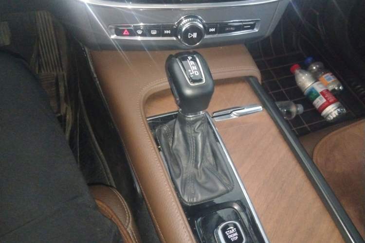 Used Volvo S90 2019 T5 Zhiyi Edition Gear Lever