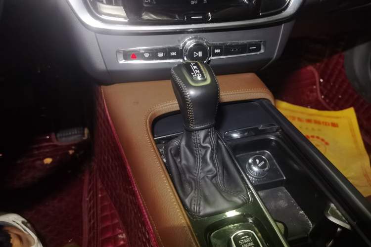 Used Volvo S90 2019 T4 Zhiyi Edition Gear Lever