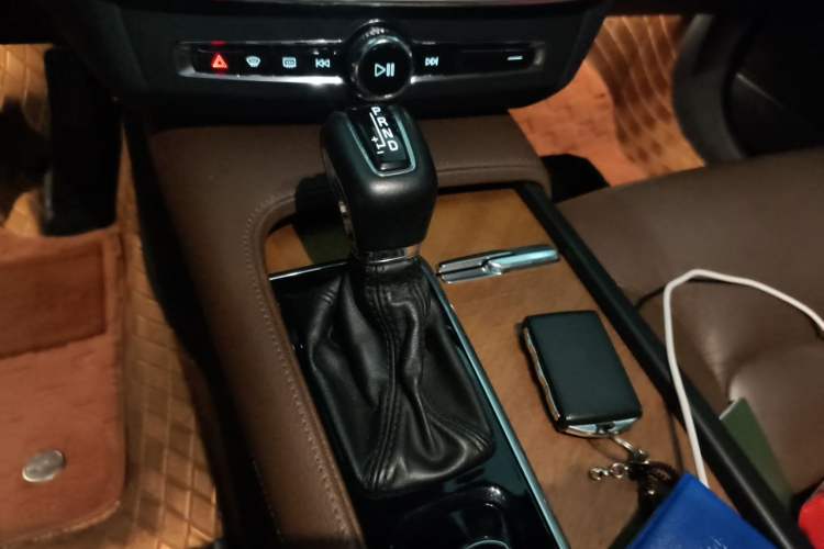 Used Volvo S90 2019 T5 Zhiyuan Edition Gear Lever