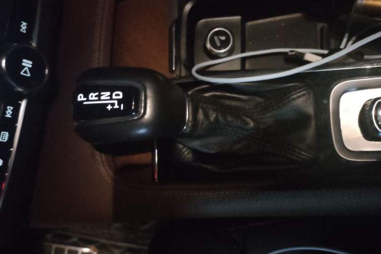 Used Volvo S90 2019 T5 Zhiyi Edition Gear Lever