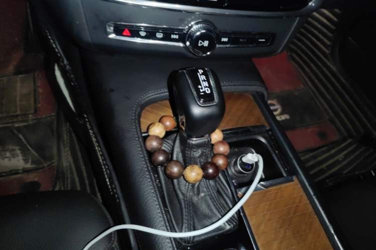 Used Volvo S90 2019 T5 Zhiyi Edition Gear Lever