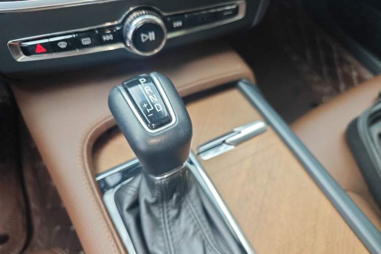 Used Volvo S90 2019 T5 Zhiyi Edition Gear Lever