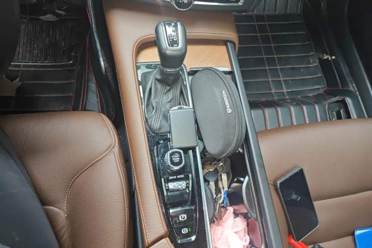 Used Volvo S90 2019 T5 Zhiyi Edition Gear Lever