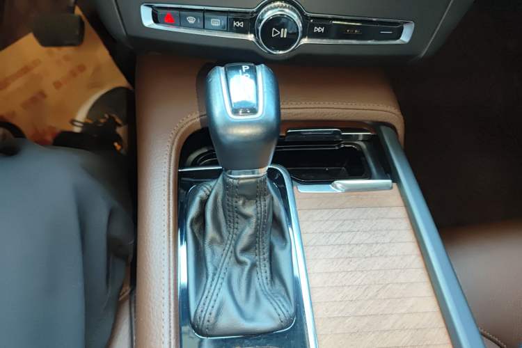 Used Volvo S90 2019 T5 Zhiyi Edition Gear Lever
