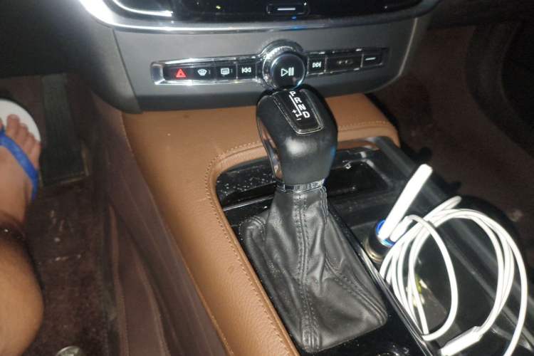 Used Volvo S90 2019 T5 Zhiyuan Edition Gear Lever