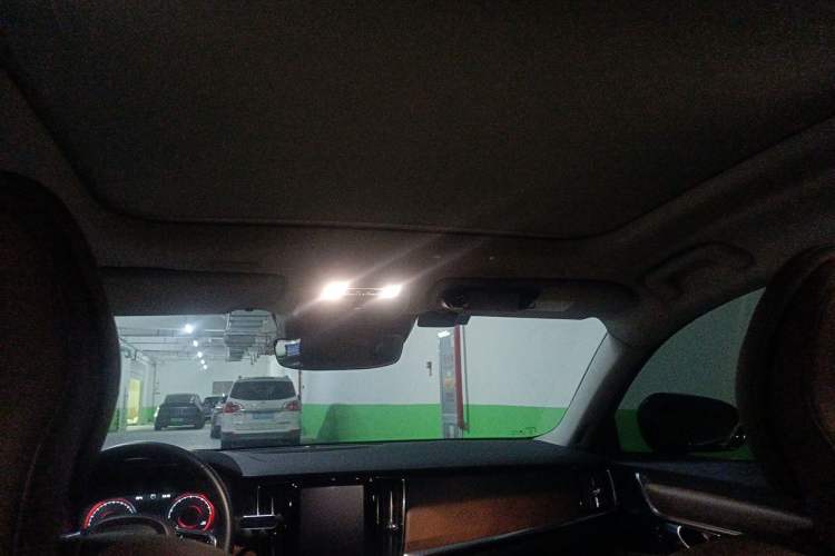 Used Volvo S90 2019 T5 Zhiyuan Edition Headliner