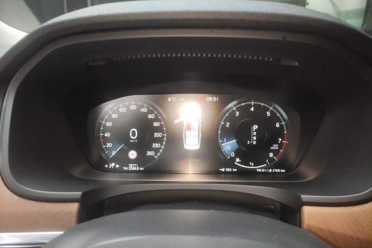Used Volvo S90 2019 T5 Zhiyuan Edition Instrument Cluster