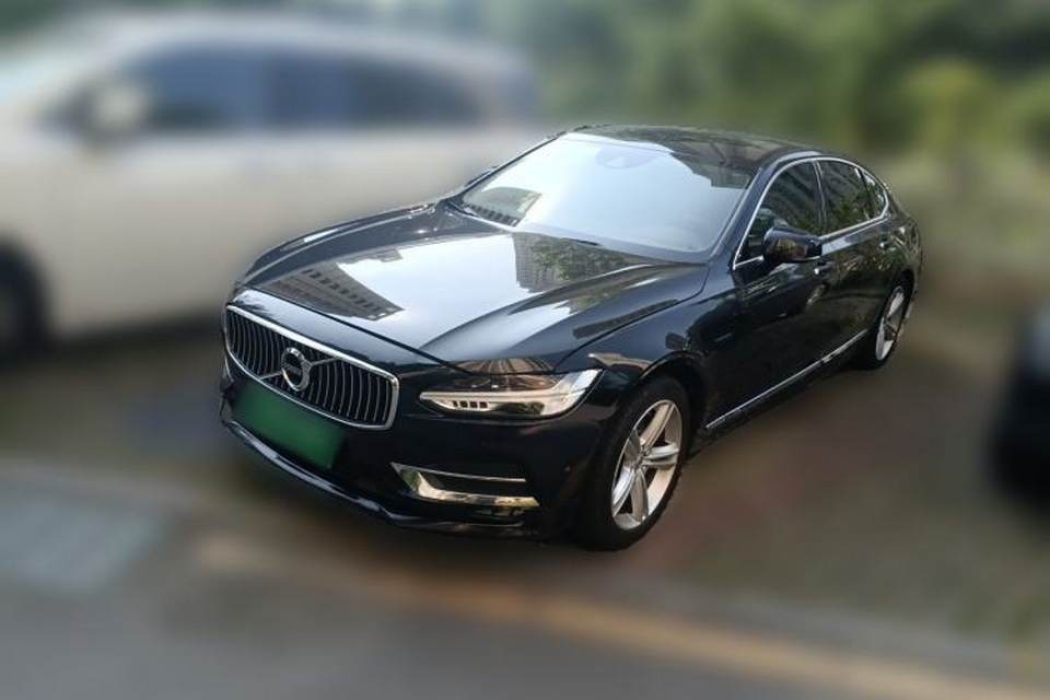 Volvo S90 2019