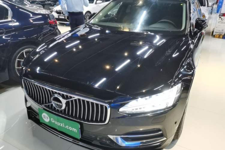 Used Volvo S90 2019 T5 Zhiya Edition Guazi used car, China used car export, Used car for sale, Used cars, Cheapest cars for sale
