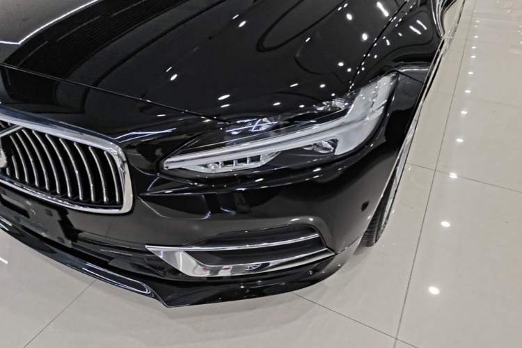 Used Volvo S90 2019 T5 Zhiyuan Edition Left Front Headlight