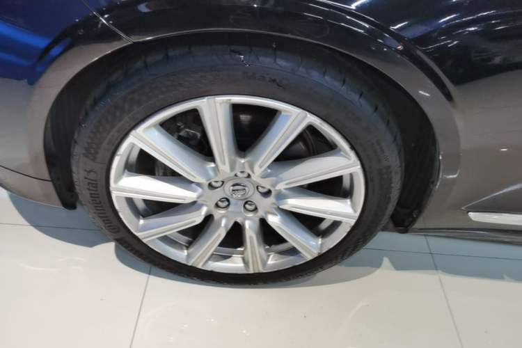 Used Volvo S90 2019 T5 Zhiya Edition Left Front Wheel Hub