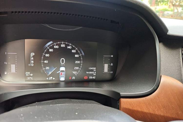 Used Volvo S90 2019 T5 Zhiyi Edition Odometer Close Up