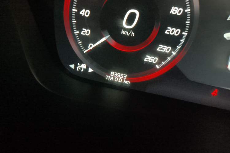 Used Volvo S90 2019 T5 Zhiyuan Edition Odometer Close Up