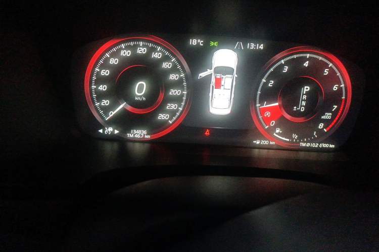 Used Volvo S90 2019 T5 Zhiyuan Edition Odometer Close Up