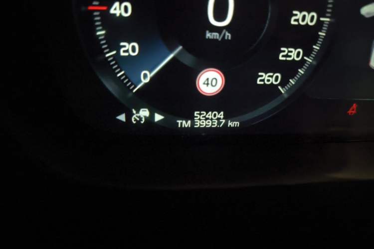 Used Volvo S90 2019 T5 Zhiyuan Edition Odometer Close Up