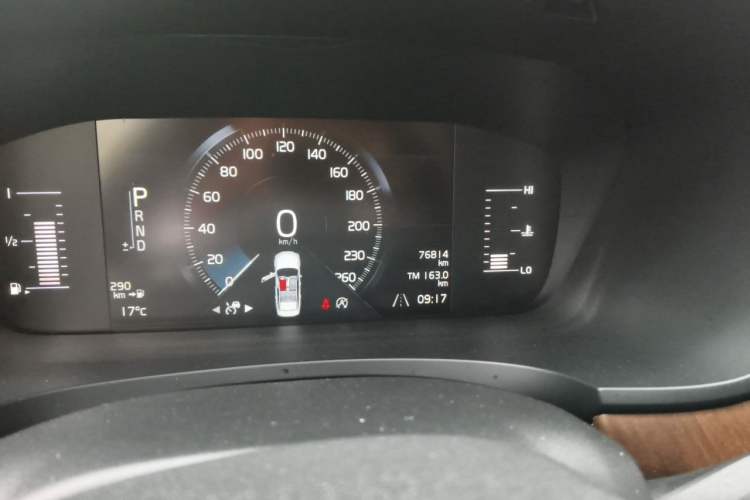 Used Volvo S90 2019 T5 Zhiyi Edition Odometer Close Up