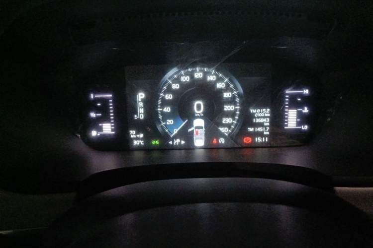 Used Volvo S90 2019 T4 Zhiyi Edition Odometer Close Up