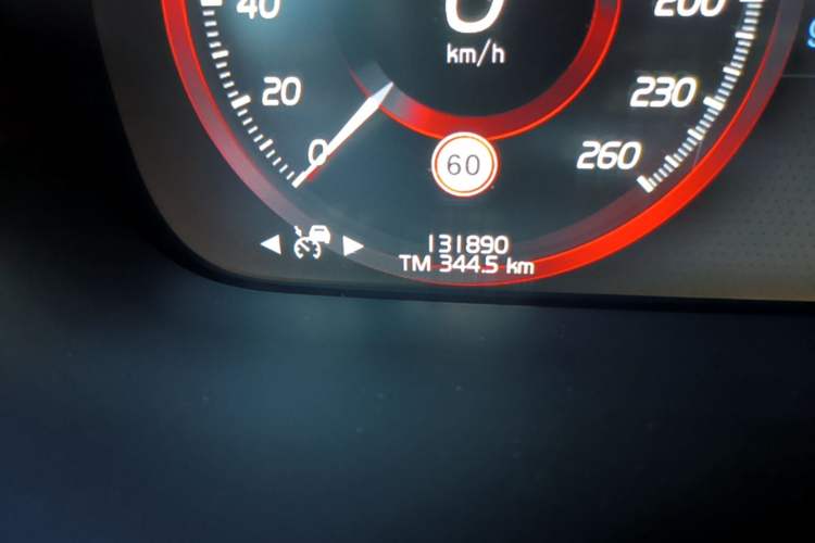 Used Volvo S90 2019 T5 Zhiyuan Edition Odometer Close Up