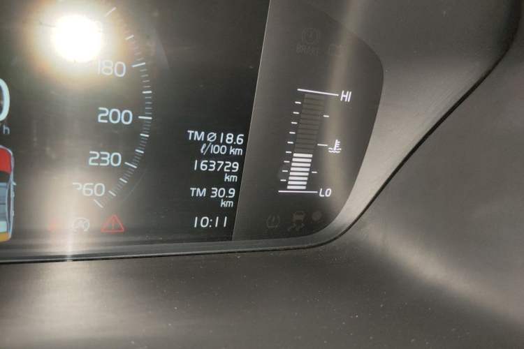 Used Volvo S90 2019 T5 Zhiyi Edition Odometer Close Up