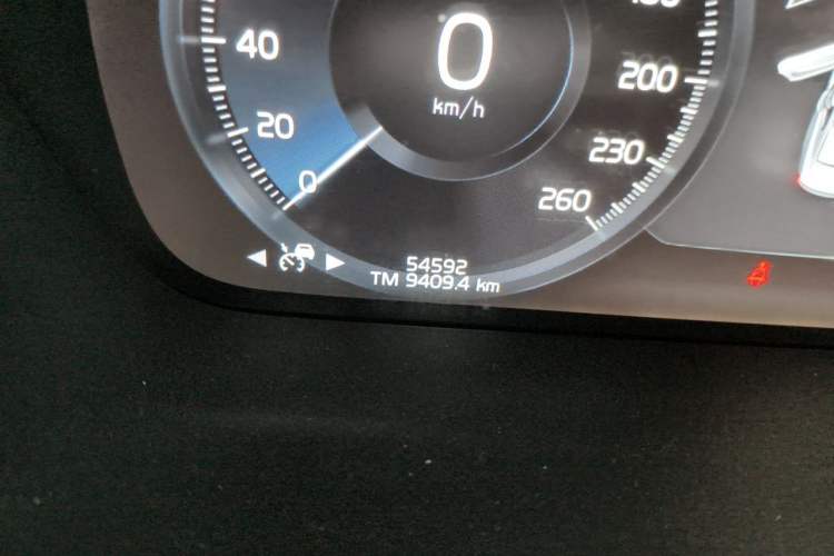 Used Volvo S90 2019 T5 Zhiyuan Edition Odometer Close Up