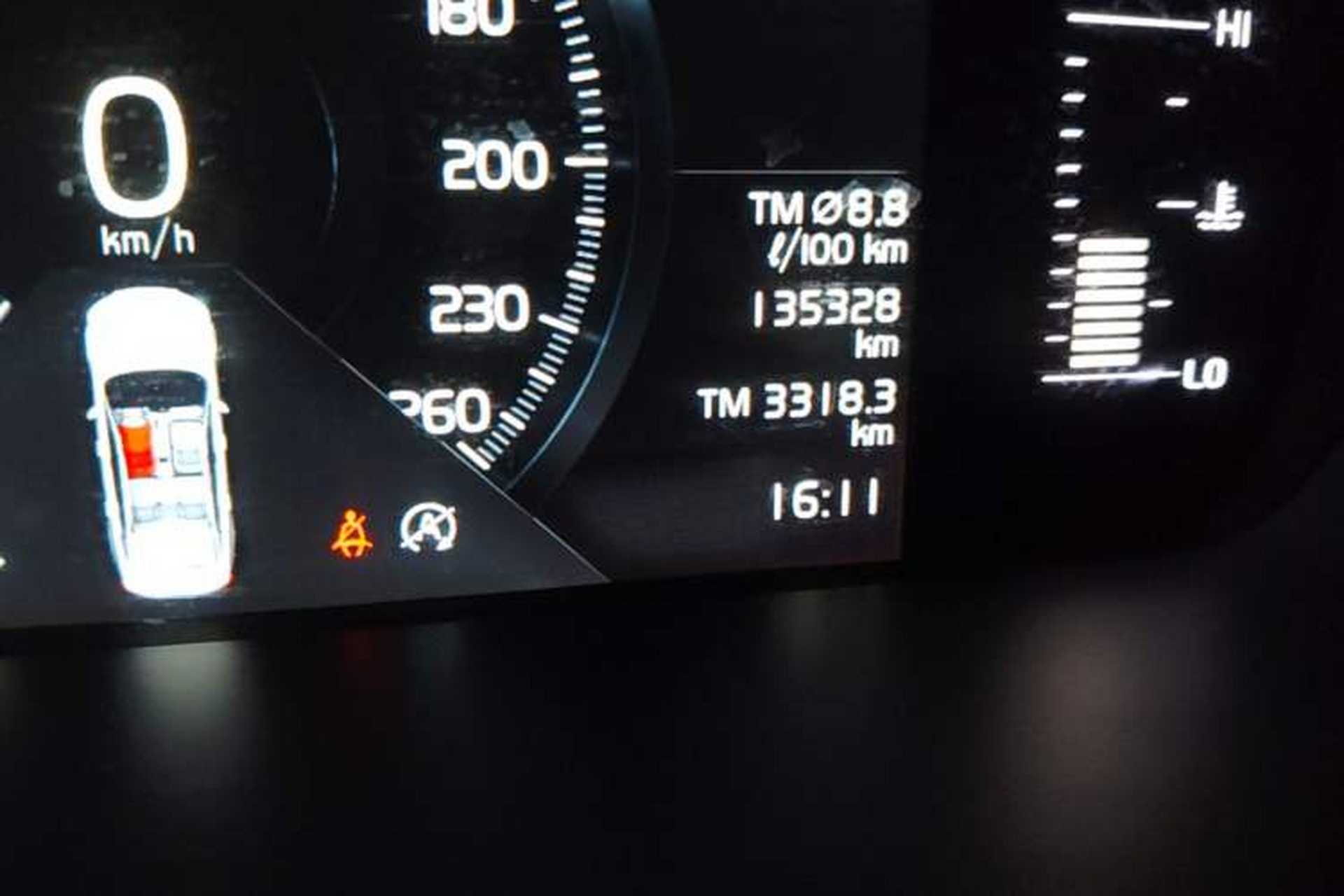 Used Volvo S90 2019 T5 Zhiyi Edition Odometer Close Up