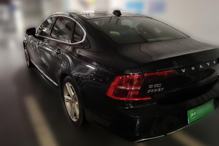 Used Volvo S90 2019 T5 Zhiyuan Edition Rear Left 45 Deg