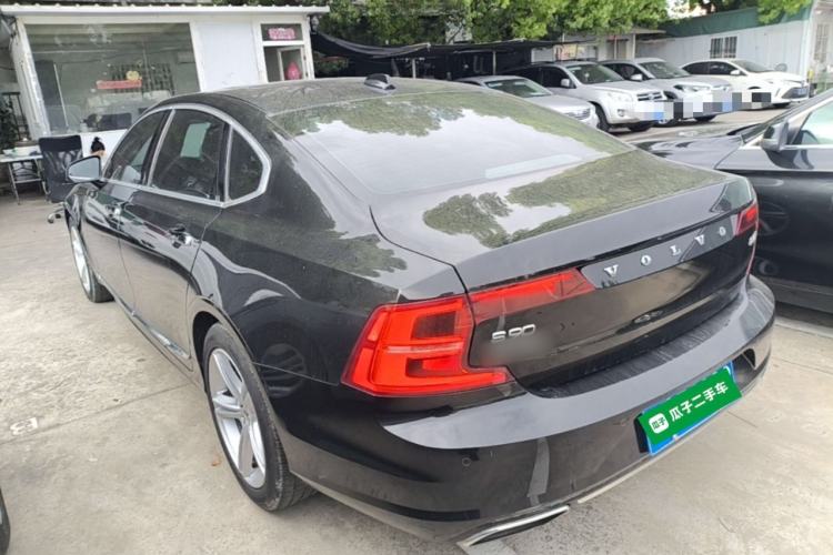 Used Volvo S90 2019 T5 Zhiyi Edition Rear Left 45 Deg