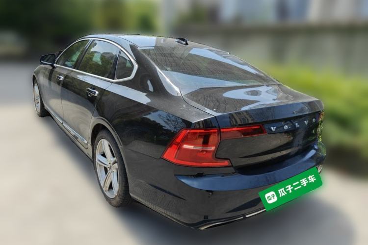 Used Volvo S90 2019 T5 Zhiyi Edition Rear Left 45 Deg