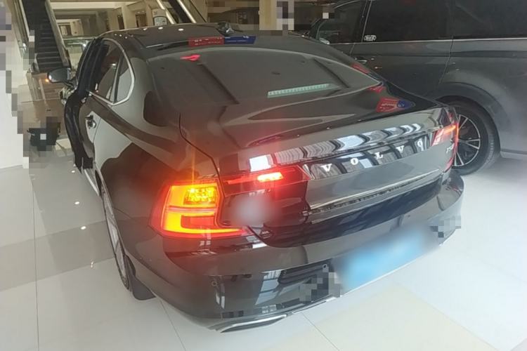 Used Volvo S90 2019 T5 Zhiyi Edition Rear Left 45 Deg