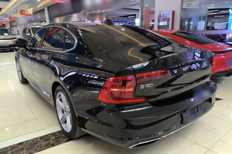 Used Volvo S90 2019 T4 Zhiyi Edition Rear Left 45 Deg