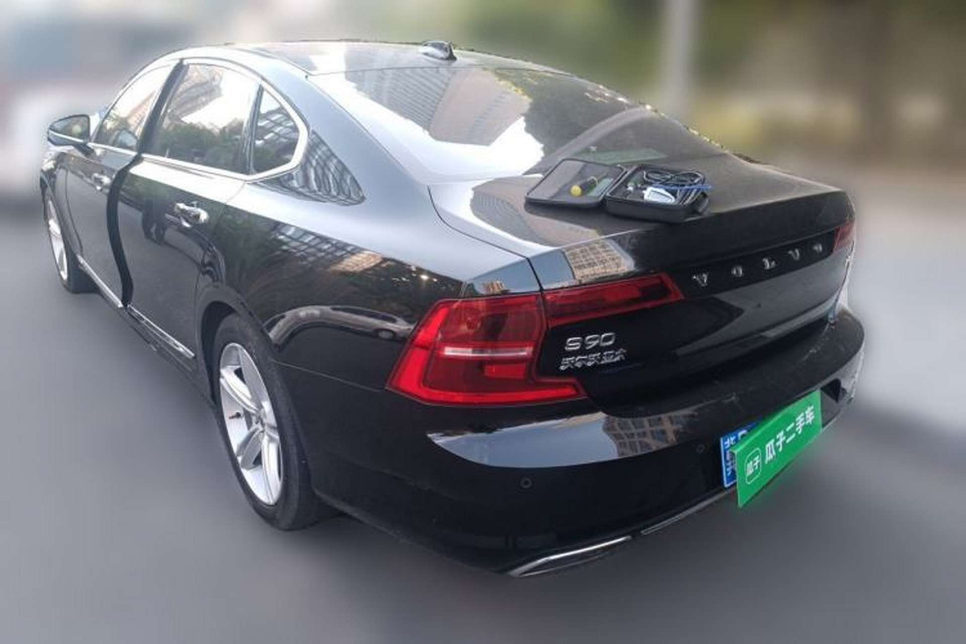 Used Volvo S90 2019 T5 Zhiyi Edition Rear Left 45 Deg