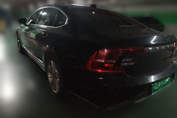 Used Volvo S90 2019 T5 Zhiyi Edition Rear Left 45 Deg