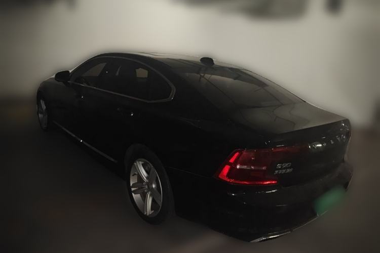 Used Volvo S90 2019 T5 Zhiyi Edition Rear Left 45 Deg