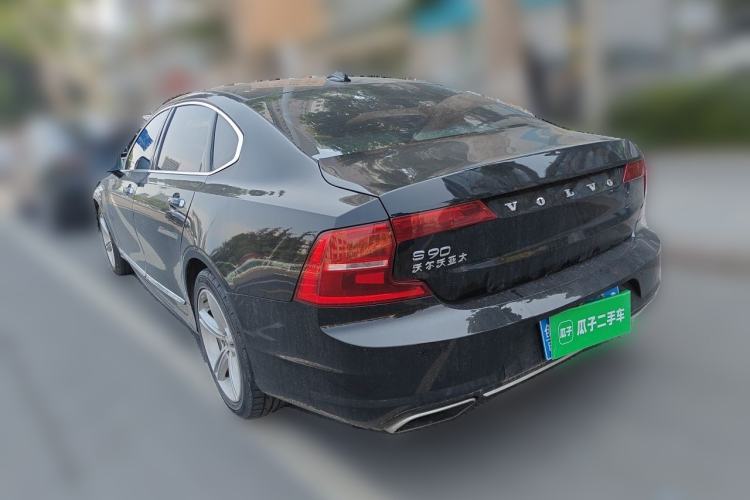 Used Volvo S90 2019 T5 Zhiyuan Edition Rear Left 45 Deg