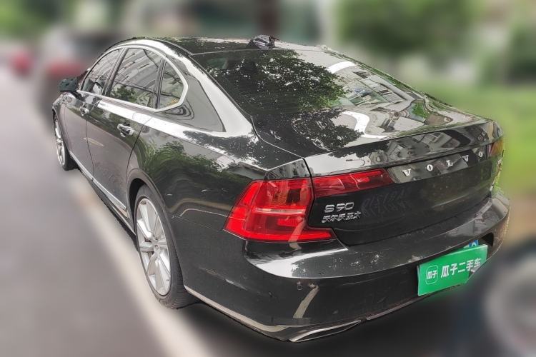 Used Volvo S90 2019 T5 Zhiya Edition Rear Left 45 Deg