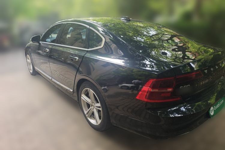Used Volvo S90 2019 T5 Zhiyi Edition Rear Left 45 Deg