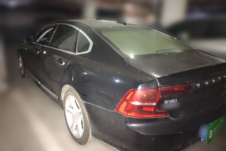 Used Volvo S90 2019 T5 Zhiyi Edition Rear Left 45 Deg