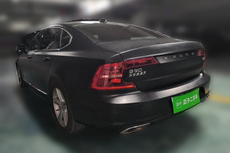 Used Volvo S90 2019 T5 Zhiyi Edition Rear Left 45 Deg