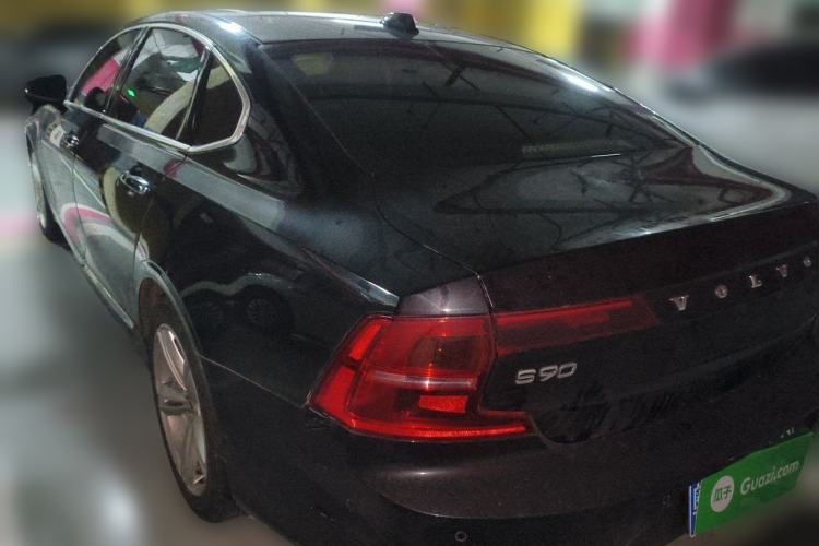 Used Volvo S90 2019 T5 Zhiyuan Edition Rear Left 45 Deg