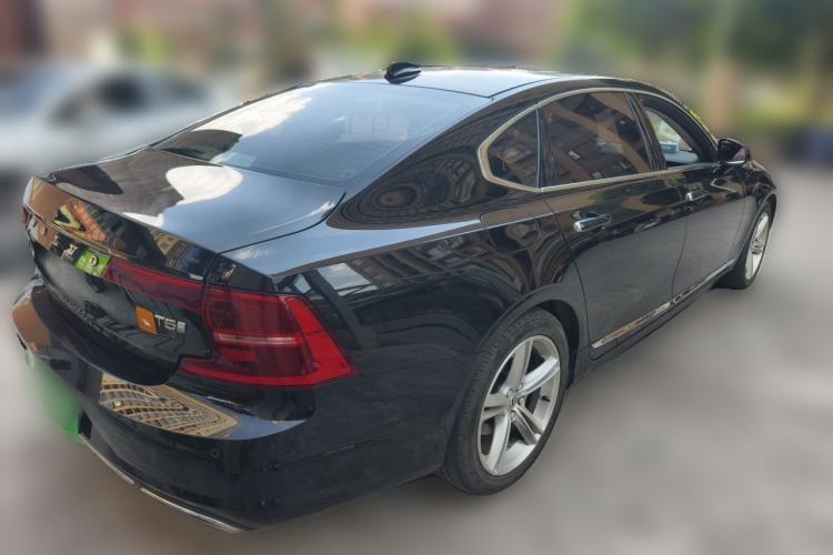 Used Volvo S90 2019 T4 Zhiyi Edition Rear Right 45 Deg