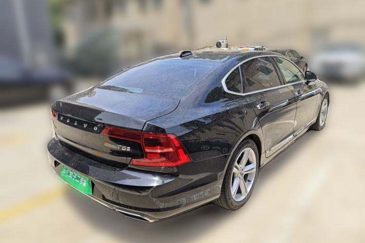 Used Volvo S90 2019 T5 Zhiyi Edition Rear Right 45 Deg