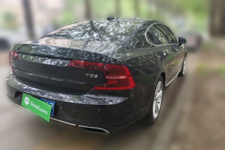Used Volvo S90 2019 T5 Zhiyi Edition Rear Right 45 Deg